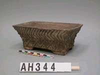 藏品(堆花方爐)的圖片